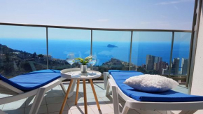 High-Rise Apartment with sea views - Benidorm Sky, Benidorm